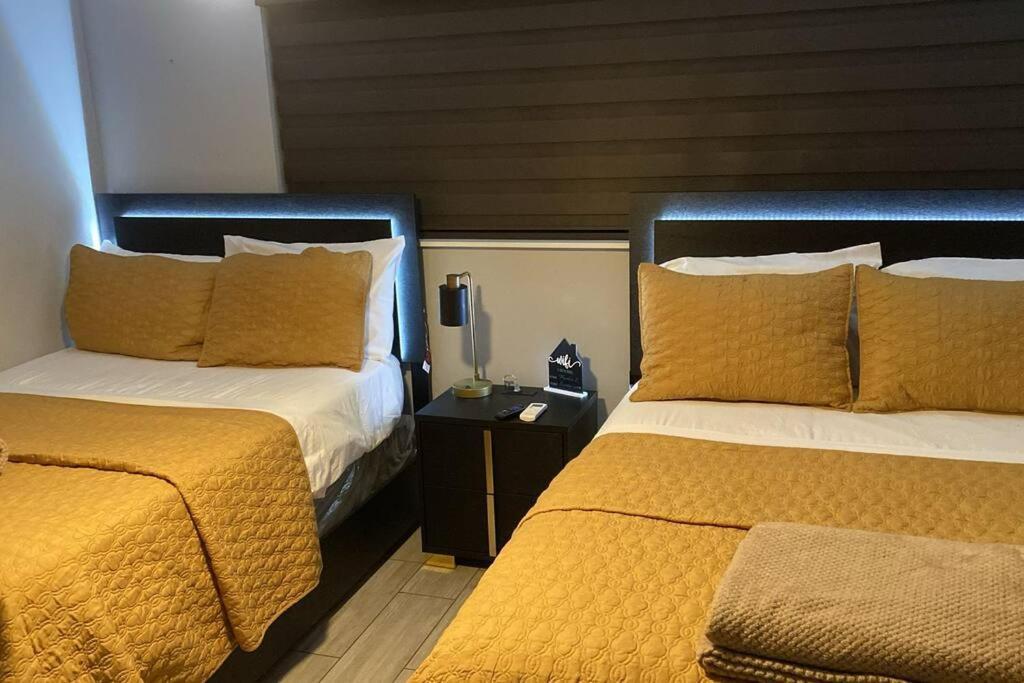 Spacious Private Close To Attractions Apartamento *